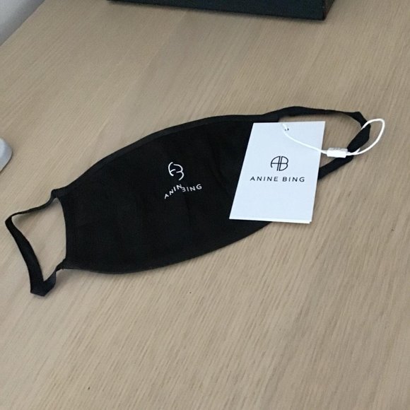 Anine Bing pure silk face mask - Picture 2 of 4